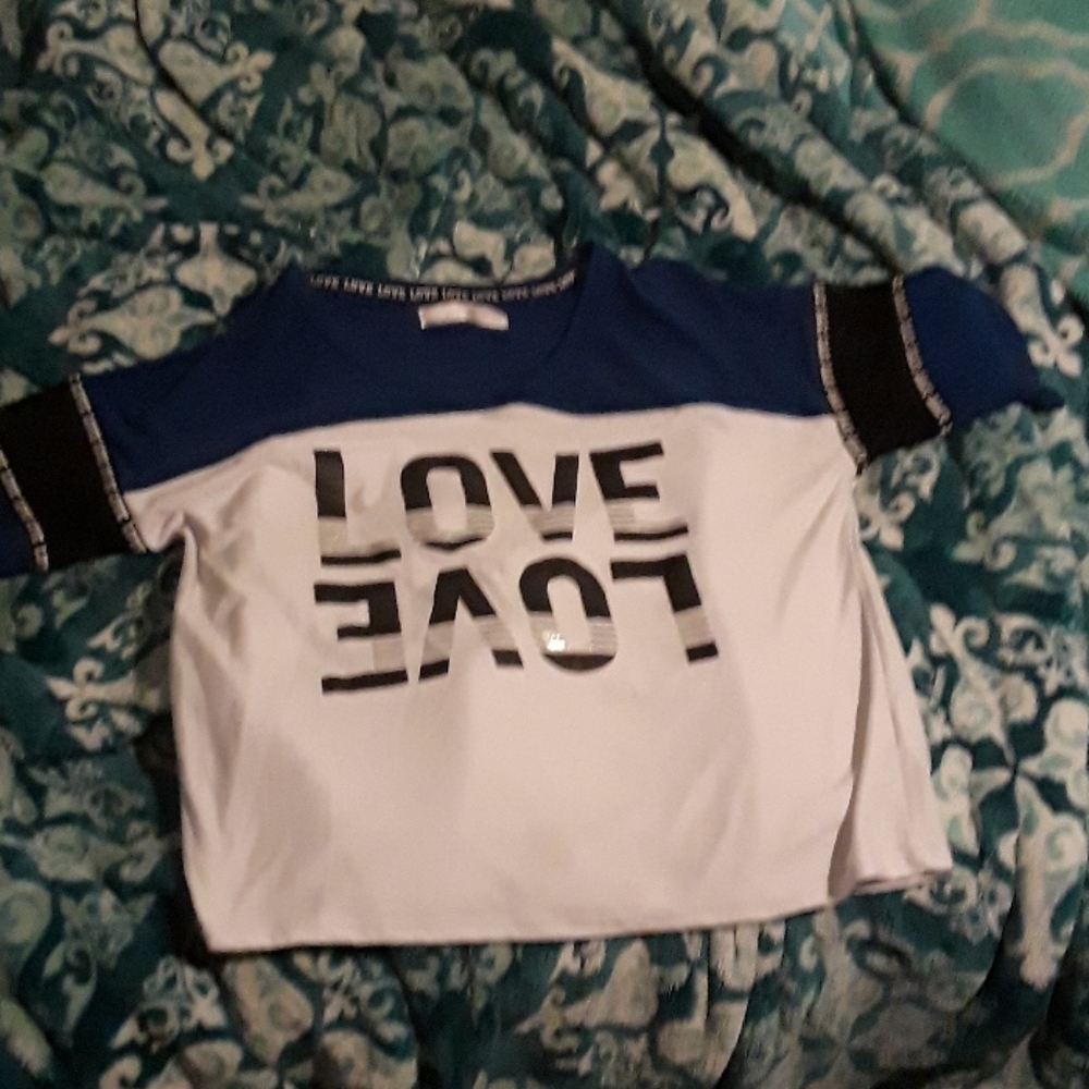 Love t shirt